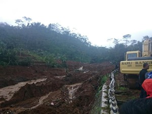 Menteri PU: Jalan yang Putus Akan Ditangani dalam Sepekan