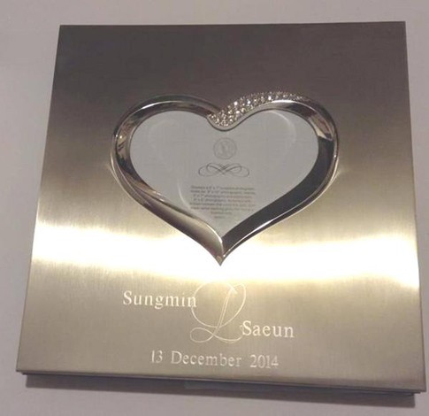 Fans Siapkan Hadiah Spesial untuk Pernikahan Sungmin SuJu dan Kim Sa Eun