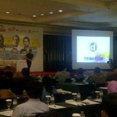 Para CEO Top Beberkan Pengalaman ke Mahasiswa S2 di Surabaya