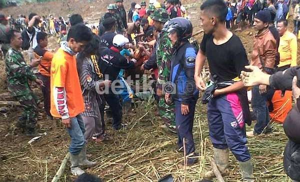 Longsor Banjarnegara, Anjing Pelacak Ikut Dilibatkan Cari Korban