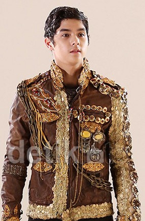 Ahmad Dhani Kawinkan Al dengan Penyanyi Malaysia