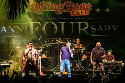 Foto: Konser Kahitna di Ultah Rolling Stone Cafe