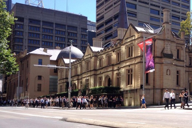 Mencekam! Ini Pemandangan di Sekitar Lokasi Penyanderaan di Sydney