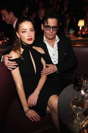 Amber Heard Ragu Nikahi Johnny Depp?