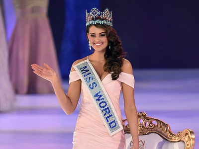 Cantiknya Rolene Strauss, Miss World 2014