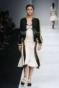 Hartono Gan Mazda in Association. Jakarta Fashion Week 2015 at Senayan City. Jakarta. [Foto: Mohammad Abduh/Wolipop]