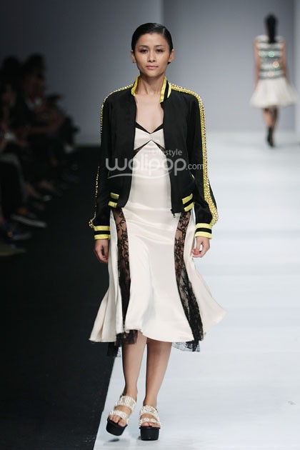 Hartono Gan Mazda in Association. Jakarta Fashion Week 2015 at Senayan City. Jakarta. [Foto: Mohammad Abduh/Wolipop]