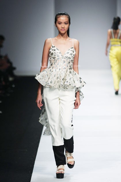 Hartono Gan Mazda in Association. Jakarta Fashion Week 2015 at Senayan City. Jakarta. [Foto: Mohammad Abduh/Wolipop]