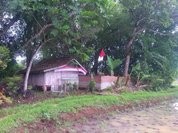 Ada-ada Saja, Ini Aneka Motif Tingkah Peziarah Sambangi Makam Keramat di Sumedang Ada-ada Saja, Ini Aneka Motif Tingkah Peziarah Sambangi Makam Keramat di Sumedang