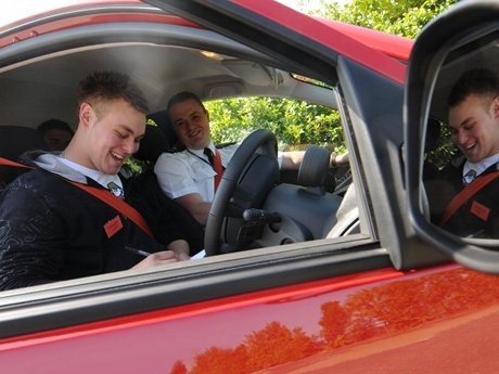 Di Inggris, Pendapatan Tilang Polisi Capai Rp 13,4 Triliunan