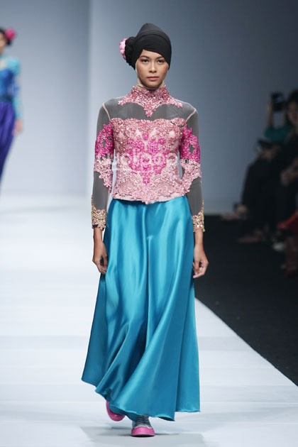 Risty Tagor Secret Garden. Jakarta Fashion Week 2015 at Senayan City. Jakarta. [Foto: Mohammad Abduh/Wolipop]