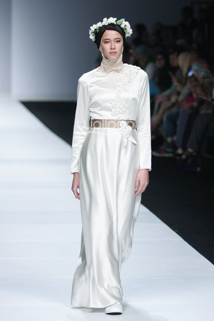 Risty Tagor Secret Garden. Jakarta Fashion Week 2015 at Senayan City. Jakarta. [Foto: Mohammad Abduh/Wolipop]