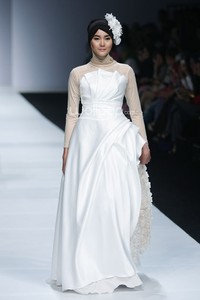 Risty Tagor Secret Garden. Jakarta Fashion Week 2015 at Senayan City. Jakarta. [Foto: Mohammad Abduh/Wolipop]