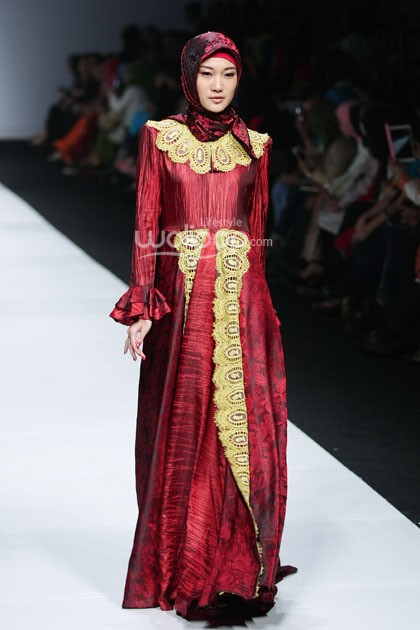 Anggia Mawardi Secret Garden. Jakarta Fashion Week 2015 at Senayan City. Jakarta. [Foto: Mohammad Abduh/Wolipop]
