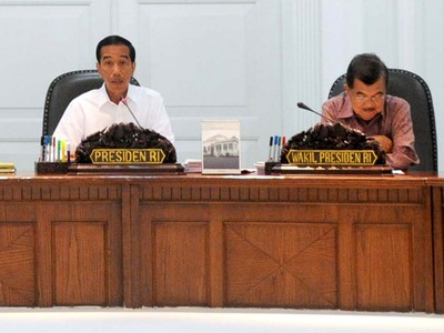 Jokowi Ratas Bahas Penghentian Kurikulum 2013