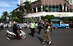 Polisi Alihkan Pemotor dari HI ke Kebon Kacang