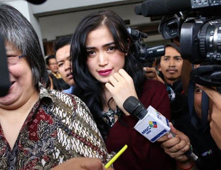 Tak Ada Perdamaian, Mediasi Pembatalan Nikah Ludwig Atas Jessica Gagal