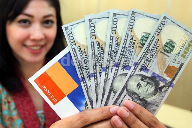 JK Marah Rupiah Dibilang Sampah, Jokowi Jelaskan Penguatan Dolar AS