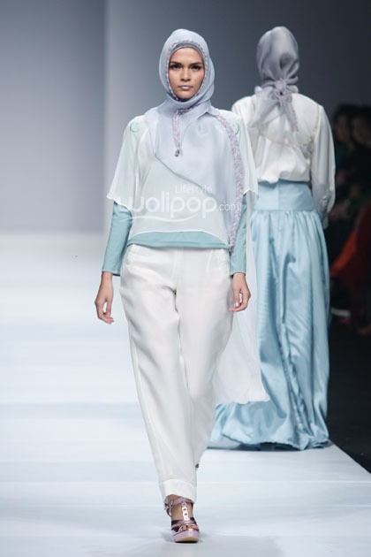Zaskia Sungkar Secret Garden. Jakarta Fashion Week 2015 at Senayan City. Jakarta. [Foto: Mohammad Abduh/Wolipop]
