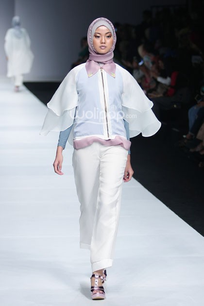 Zaskia Sungkar Secret Garden. Jakarta Fashion Week 2015 at Senayan City. Jakarta. [Foto: Mohammad Abduh/Wolipop]