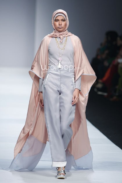 Zaskia Sungkar Secret Garden. Jakarta Fashion Week 2015 at Senayan City. Jakarta. [Foto: Mohammad Abduh/Wolipop]