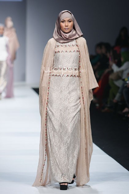 Zaskia Sungkar Secret Garden. Jakarta Fashion Week 2015 at Senayan City. Jakarta. [Foto: Mohammad Abduh/Wolipop]