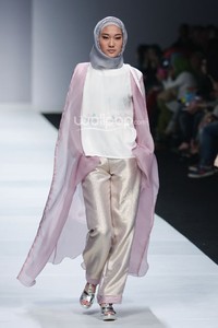 Zaskia Sungkar Secret Garden. Jakarta Fashion Week 2015 at Senayan City. Jakarta. [Foto: Mohammad Abduh/Wolipop]