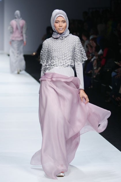 Zaskia Sungkar Secret Garden. Jakarta Fashion Week 2015 at Senayan City. Jakarta. [Foto: Mohammad Abduh/Wolipop]