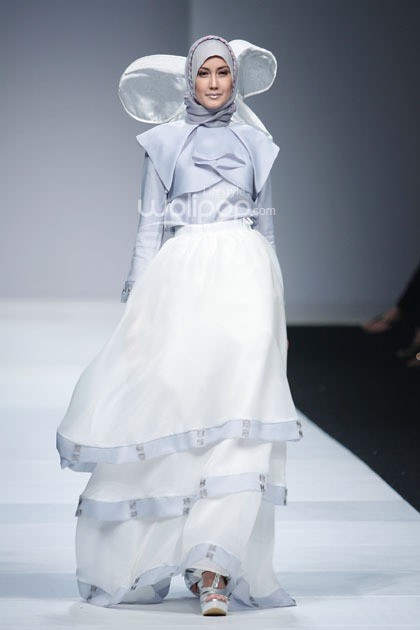 Zaskia Sungkar Secret Garden. Jakarta Fashion Week 2015 at Senayan City. Jakarta. [Foto: Mohammad Abduh/Wolipop]