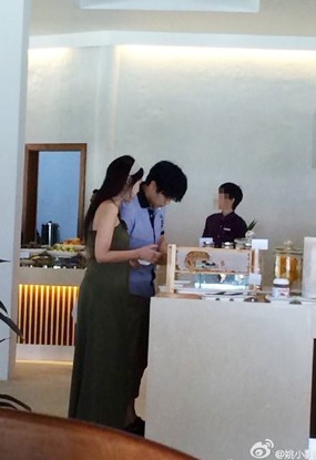 Beredar Foto Bulan Madu Sungmin SuJu dan Kim Sa Eun di Maldives