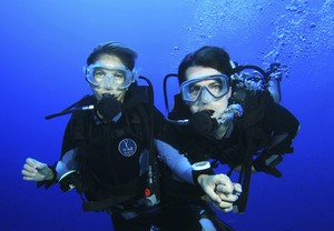 Deep Joy, Kolam Renang Paling Dalam di Dunia!