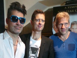Nikmati 20 Lagu Sambil Makan Malam Bersama MLTR di Trans Luxury Hotel