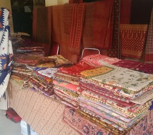 Cara yang Tepat Merawat dan Memilih Kain Songket Berkualitas