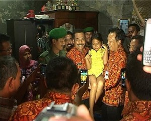 Perwira TNI-Polri hingga Bupati Jenguk Rani Korban Penyanderaan