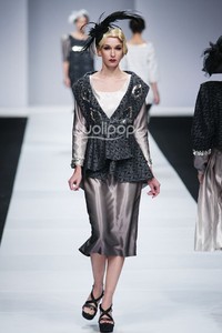 Abee by Ariy Arka Witchery of Mandalika. Jakarta Fashion Week 2015 at Senayan City. Jakarta. [Foto: Mohammad Abduh/Wolipop]