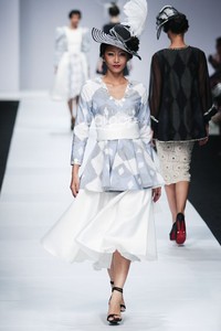 Abee by Ariy Arka Witchery of Mandalika. Jakarta Fashion Week 2015 at Senayan City. Jakarta. [Foto: Mohammad Abduh/Wolipop]