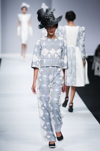 Abee by Ariy Arka Witchery of Mandalika. Jakarta Fashion Week 2015 at Senayan City. Jakarta. [Foto: Mohammad Abduh/Wolipop]