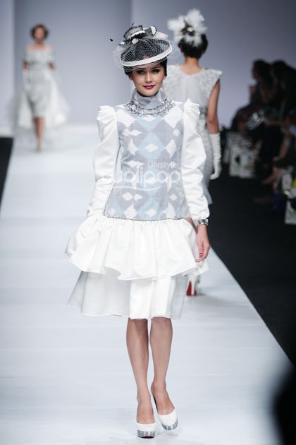 Abee by Ariy Arka Witchery of Mandalika. Jakarta Fashion Week 2015 at Senayan City. Jakarta. [Foto: Mohammad Abduh/Wolipop]