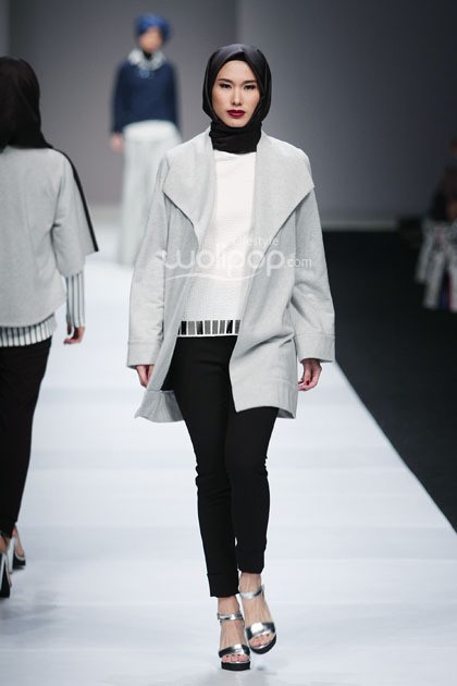 Rani Hatta Witchery of Mandalika. Jakarta Fashion Week 2015 at Senayan City. Jakarta. [Foto: Mohammad Abduh/Wolipop]