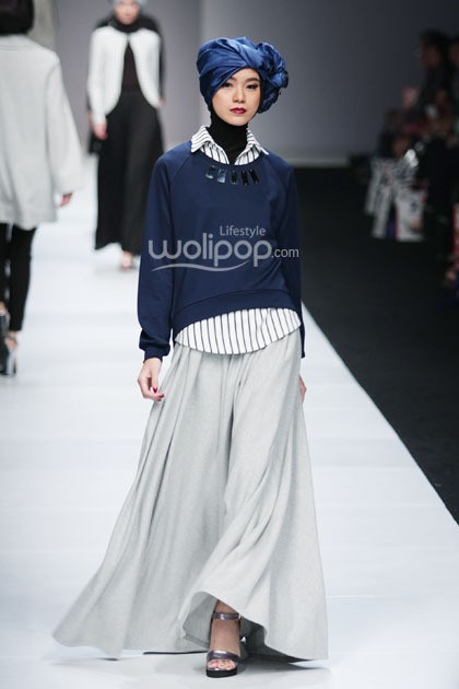 Rani Hatta Witchery of Mandalika. Jakarta Fashion Week 2015 at Senayan City. Jakarta. [Foto: Mohammad Abduh/Wolipop]