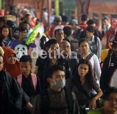 Cegah Penumpukan, PT KAI Imbau Calon Penumpang Tak Reunian di Stasiun