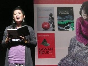 Penyair Hanna Fransisca Dinonaktifkan dari Komite Sastra DKJ