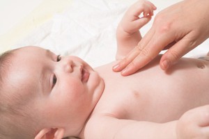 Tanda Seperti Memar di Kulit Bayi Baru Lahir, Apa Sebabnya?