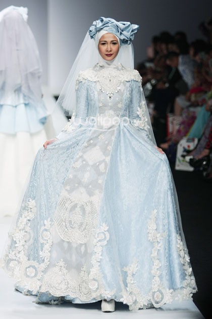 Ayu Dyah Andari Witchery of Mandalika. Jakarta Fashion Week 2015 at Senayan City. Jakarta. [Foto: Mohammad Abduh/Wolipop]