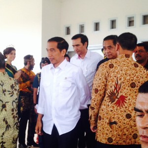 Senangnya Gubernur NTT Dapat 4 Hadiah Ini Dari Jokowi