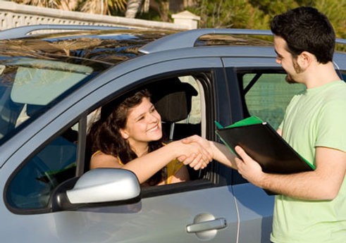 Cara Agar Liburan Nyaman dengan Mobil Sewaan