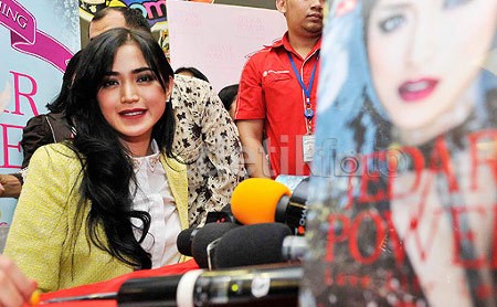 Ungkap Rahasia Ludwig, Jessica Iskandar Hanya Takut El Barrack