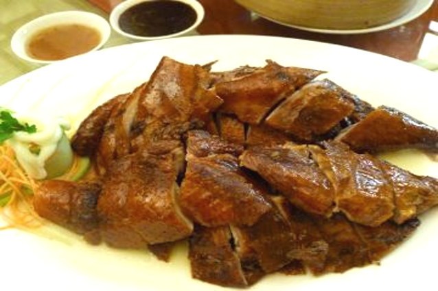 Makan Siang Istimewa, Bebek Peking yang Renyah Garing