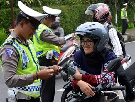 Polisi: Pengendara Rebutan Jalan yang Makin Sempit
