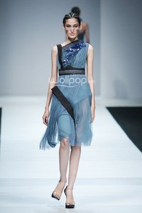 Priyo Oktaviano Dewi Fashion Knight. Journey to the World at Jakarta Fashion Week 2015. Senayan City. Jakarta. [Foto: Mohammad Abduh/Wolipop]